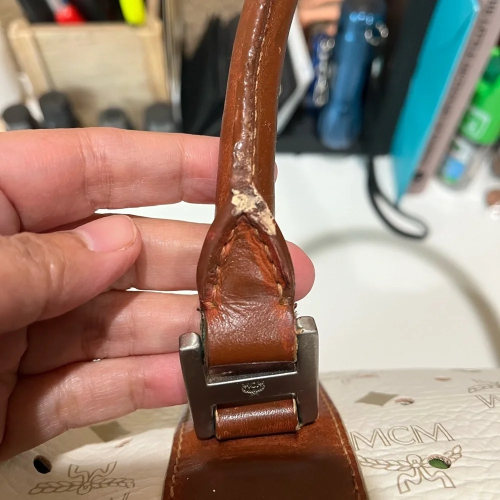 MCM PERFORATED VISETOS HANDBAG - Picture 8 of 16